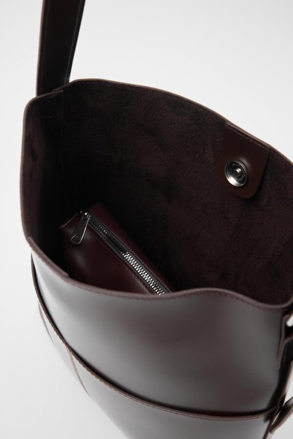 Elegant Brown Faux Leather Shoulder Bag