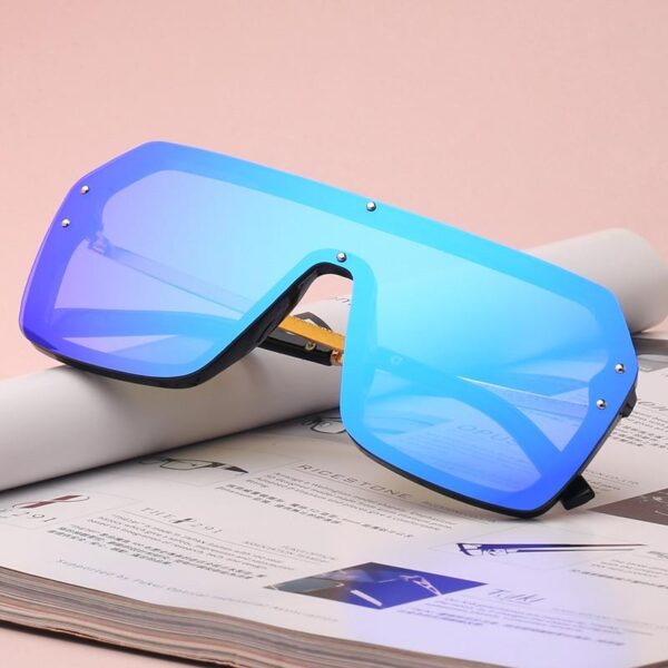 Trendy Geometric Tortoiseshell Sunglasses