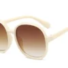 Chic Round Sunglasses
