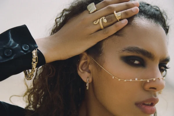 Golden-Hued Geometric Elegant Earrings