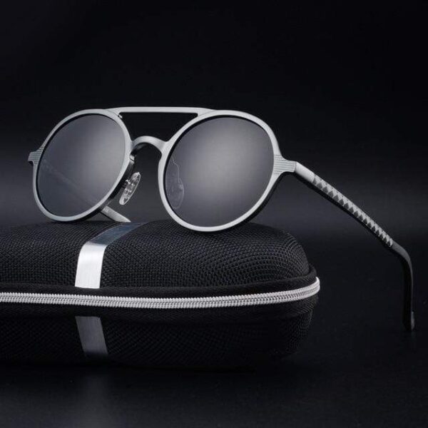 Elegant Classic Round Sunglasses
