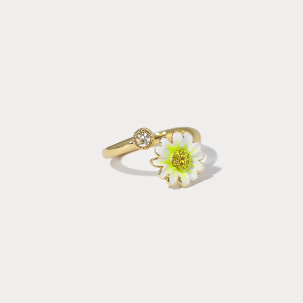 Daisy Delight Adjustable Ring