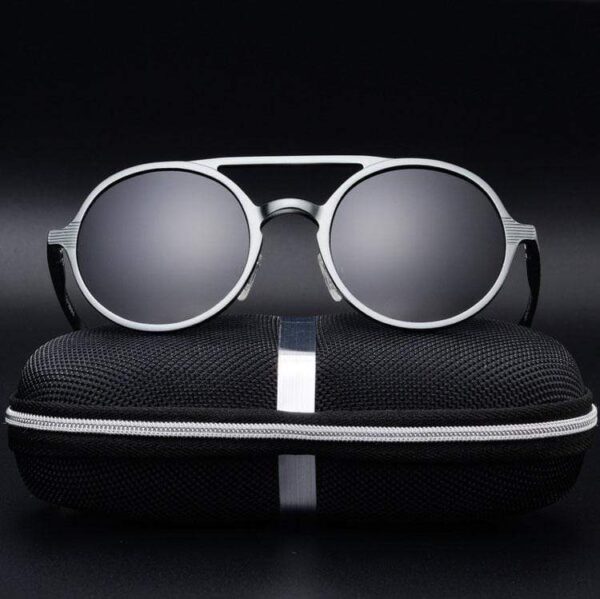 Elegant Classic Round Sunglasses